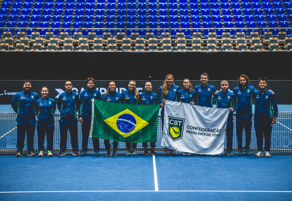 Time Brasil BRB treina completo para enfrentar República Tcheca e Espanha pela Billie Jean King Cup