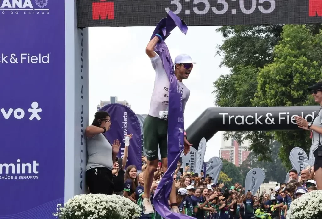 Brasileiros dominam a estreia do IRONMAN 70.3 Curitiba com vitória de Fernando Toldi e Pâmella Oliveira