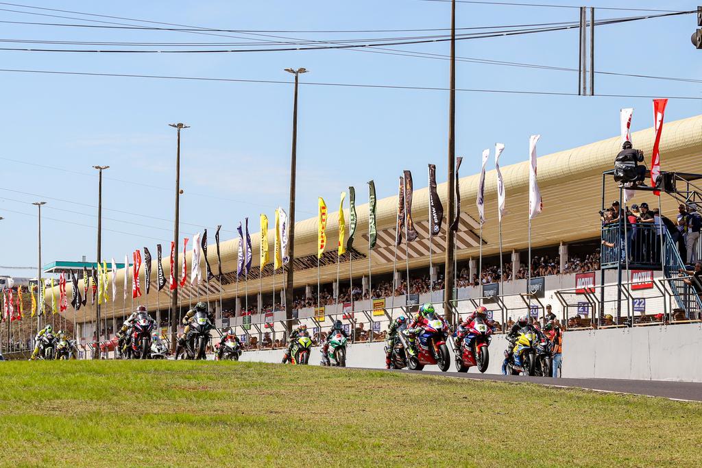 MOTO1000GP retorna a Cascavel em 2 de agosto com oito categorias de ingressos disponíveis