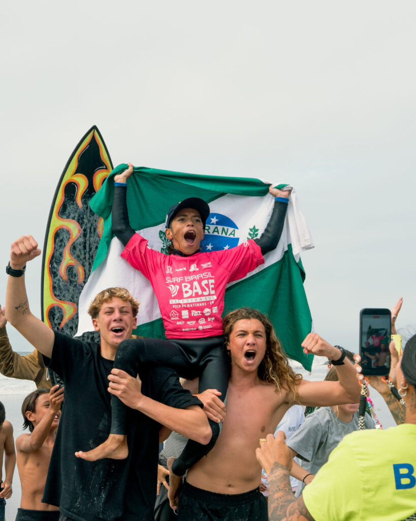 Paraná brilha em casa e garante vagas na decisão do Surf Brasil Base 2026